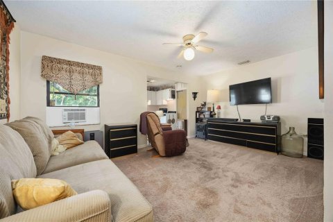 House in Lakeland, Florida 4 bedrooms, 217.02 sq.m. № 2226856 - photo 20