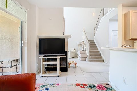Adosado en venta en Orlando, Florida, 3 dormitorios, 184.41 m2 № 1745477 - foto 13