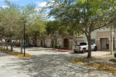 Touwnhouse à vendre à Homestead, Floride: 3 chambres, 155.7 m2 № 2152703 - photo 24
