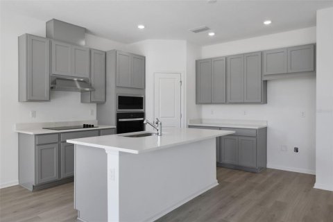 Casa en venta en Tavares, Florida, 4 dormitorios, 180.04 m2 № 1560405 - foto 11