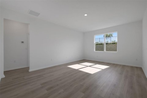 Casa en venta en Tavares, Florida, 4 dormitorios, 180.04 m2 № 1560405 - foto 9