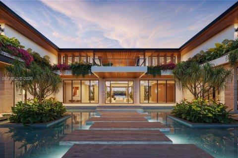 Villa ou maison à vendre à Coral Gables, Floride: 7 chambres, 1090.21 m2 № 2339927 - photo 2