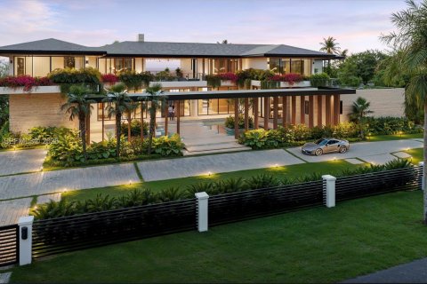 Villa ou maison à vendre à Coral Gables, Floride: 7 chambres, 1090.21 m2 № 2339927 - photo 18