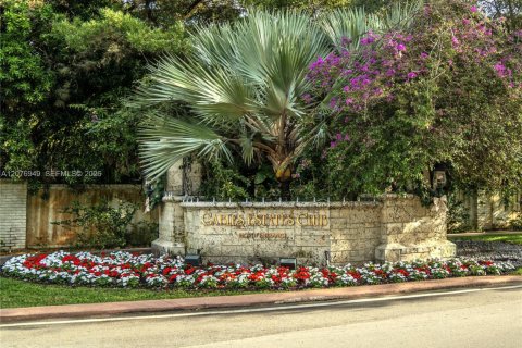 Villa ou maison à vendre à Coral Gables, Floride: 7 chambres, 1090.21 m2 № 2339927 - photo 19