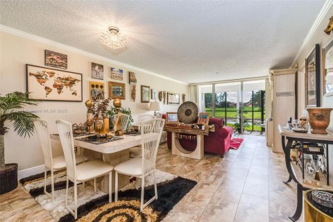 Купить кондоминиум в Лодерхилл, Флорида 2 спальни, 102.19м2, № 1946422 - фото 7