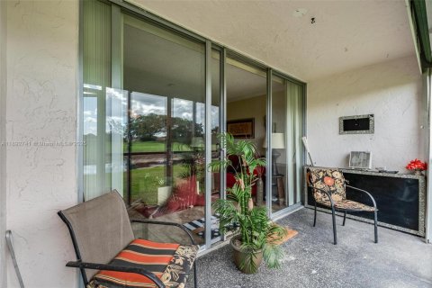 Купить кондоминиум в Лодерхилл, Флорида 2 спальни, 102.19м2, № 1946422 - фото 18