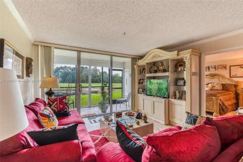 Купить кондоминиум в Лодерхилл, Флорида 2 спальни, 102.19м2, № 1946422 - фото 10