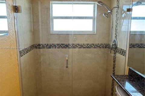 Condominio en venta en Fort Lauderdale, Florida, 2 dormitorios, 69.12 m2 № 1940134 - foto 5