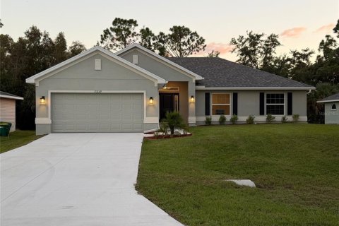 Villa ou maison à Port Charlotte, Floride 4 chambres, 163.04 m2 № 2432744