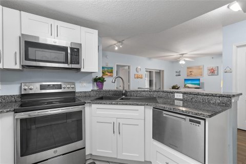 Condo in Vero Beach, Florida, 3 bedrooms № 2088143