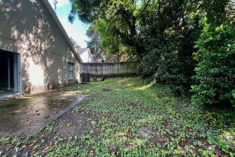 House in Apopka, Florida 3 bedrooms, 125.42 sq.m. № 1893677 - photo 3