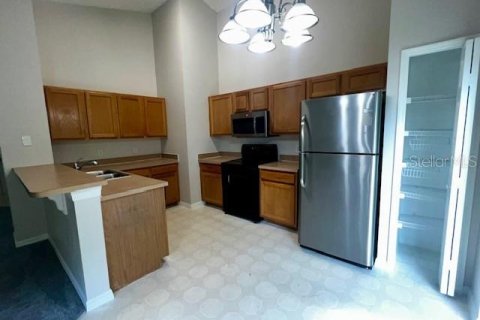 House in Apopka, Florida 3 bedrooms, 125.42 sq.m. № 1893677 - photo 27