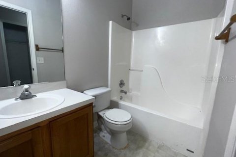 House in Apopka, Florida 3 bedrooms, 125.42 sq.m. № 1893677 - photo 23