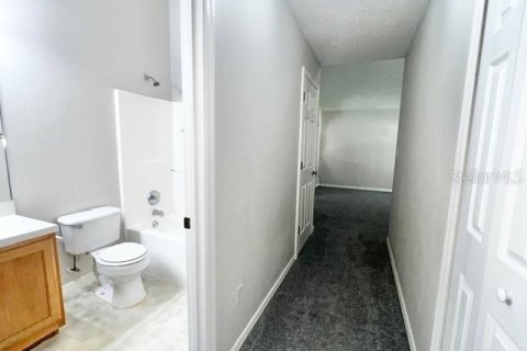 House in Apopka, Florida 3 bedrooms, 125.42 sq.m. № 1893677 - photo 18