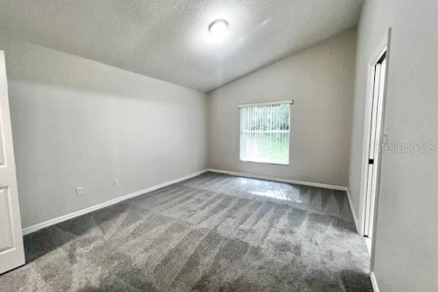 House in Apopka, Florida 3 bedrooms, 125.42 sq.m. № 1893677 - photo 15