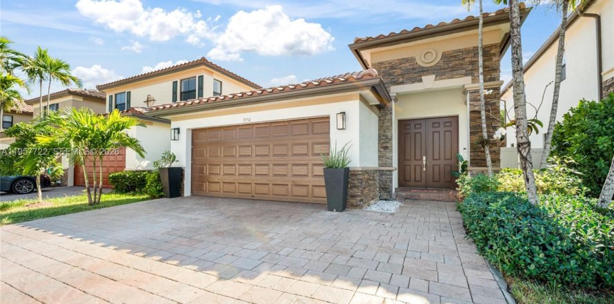 Villa ou maison à Hialeah, Floride 3 chambres, 178.37 m2 № 2011667