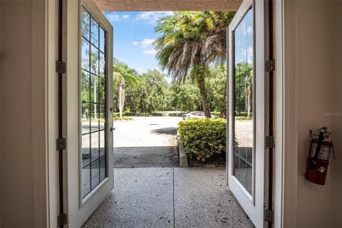 Immobilier commercial à louer à Palm Coast, Floride № 1870251 - photo 2