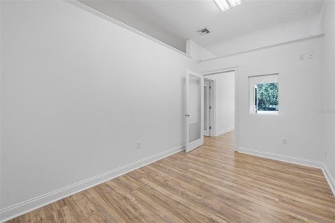 Immobilier commercial à louer à Palm Coast, Floride № 1870251 - photo 4