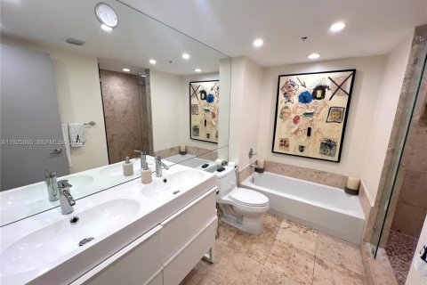 Купить кондоминиум в Майами-Бич, Флорида 2 спальни, 100.15м2, № 1984349 - фото 23