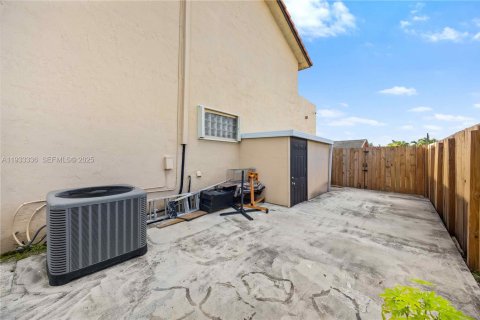 Купить виллу или дом в Хайалиа, Флорида 3 спальни, 160.16м2, № 1991206 - фото 19