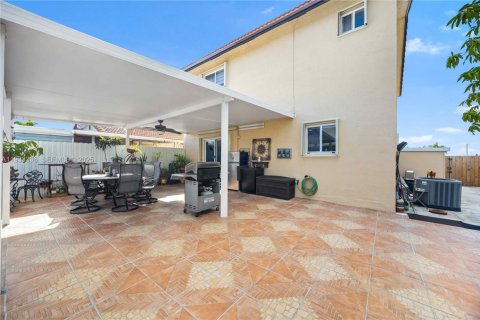 Купить виллу или дом в Хайалиа, Флорида 3 спальни, 160.16м2, № 1991206 - фото 18