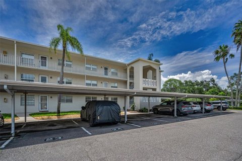 Condominio en venta en Dunedin, Florida, 2 dormitorios, 89.65 m2 № 1826177 - foto 1