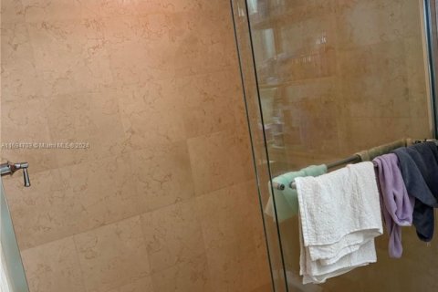 Condo in Aventura, Florida, 3 bedrooms № 1942953 - photo 15