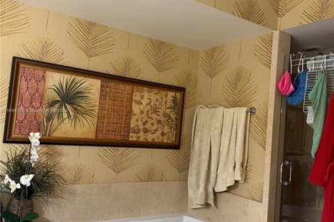 Condo in Aventura, Florida, 3 bedrooms № 1942953 - photo 5