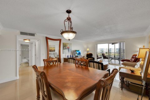 Copropriété à vendre à Dania Beach, Floride: 2 chambres, 110.55 m2 № 1868354 - photo 12