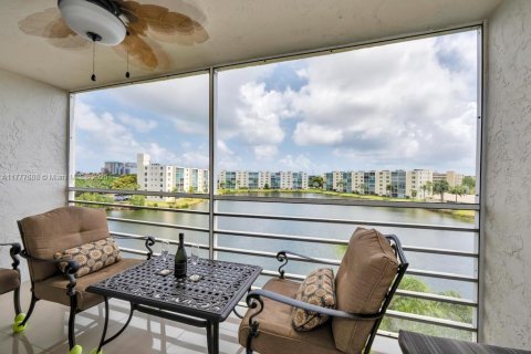 Copropriété à vendre à Dania Beach, Floride: 2 chambres, 110.55 m2 № 1868354 - photo 7