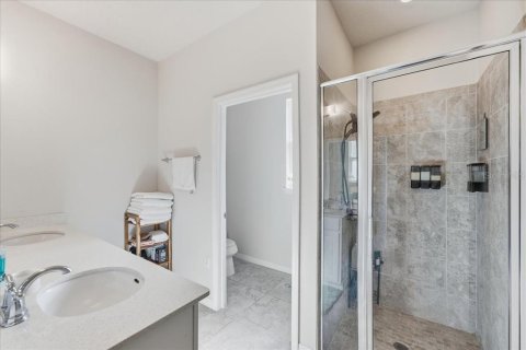 Casa en venta en Kissimmee, Florida, 3 dormitorios, 158.49 m2 № 2310696 - foto 16