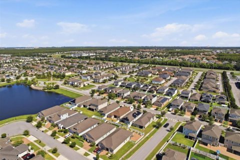 Casa en venta en Kissimmee, Florida, 3 dormitorios, 158.49 m2 № 2310696 - foto 29