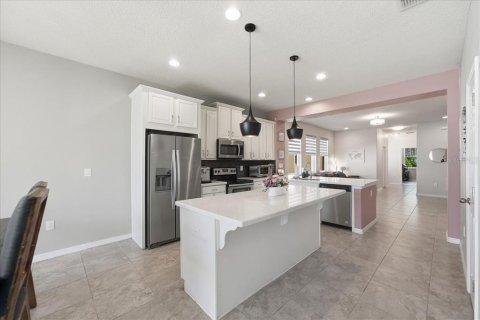 Casa en venta en Kissimmee, Florida, 3 dormitorios, 158.49 m2 № 2310696 - foto 8