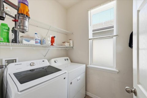 Casa en venta en Kissimmee, Florida, 3 dormitorios, 158.49 m2 № 2310696 - foto 22