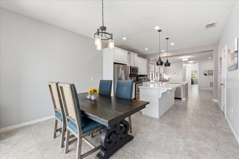 Casa en venta en Kissimmee, Florida, 3 dormitorios, 158.49 m2 № 2310696 - foto 12