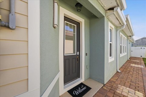 Casa en venta en Kissimmee, Florida, 3 dormitorios, 158.49 m2 № 2310696 - foto 4