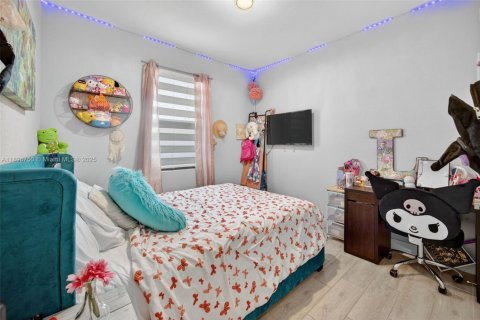 House in Homestead, Florida 4 bedrooms, 166.3 sq.m. № 1947817 - photo 19