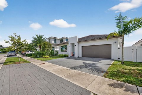 House in Homestead, Florida 4 bedrooms, 166.3 sq.m. № 1947817 - photo 2