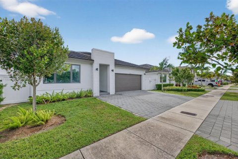 House in Homestead, Florida 4 bedrooms, 166.3 sq.m. № 1947817 - photo 3