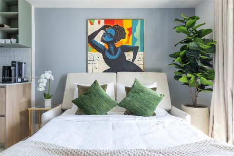 Condominio en alquiler en Miami, Florida, 1 dormitorio, 62.62 m2 № 2013074 - foto 19