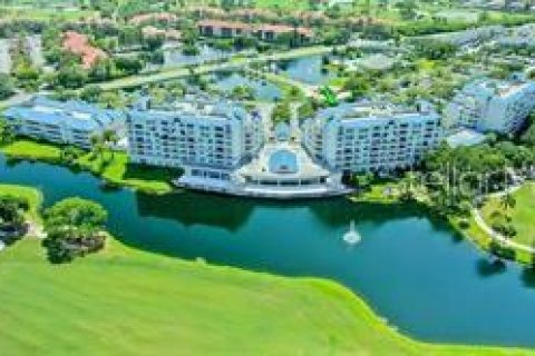 Condominio en venta en Clearwater, Florida, 1 dormitorio, 69.68 m2 № 2108401 - foto 2