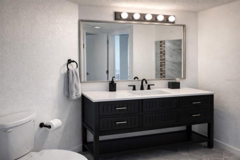 Condominio en venta en Clearwater, Florida, 1 dormitorio, 69.68 m2 № 2108401 - foto 11