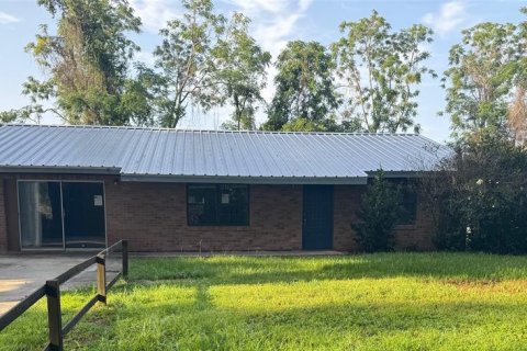 House in Summerfield, Florida 4 bedrooms, 151.62 sq.m. № 2308689