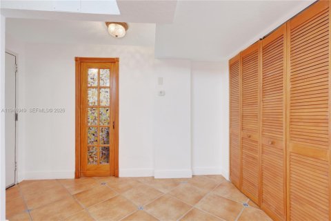 Condominio en venta en Miami Beach, Florida, 1 dormitorio, 84.08 m2 № 2006901 - foto 15