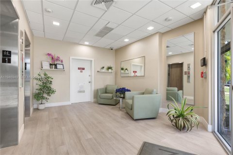 Condominio en venta en Miami Beach, Florida, 1 dormitorio, 84.08 m2 № 2006901 - foto 19