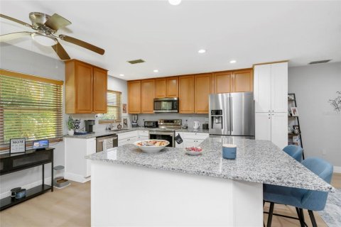 Villa ou maison à vendre à New Port Richey, Floride: 2 chambres, 140.84 m2 № 2431047 - photo 27