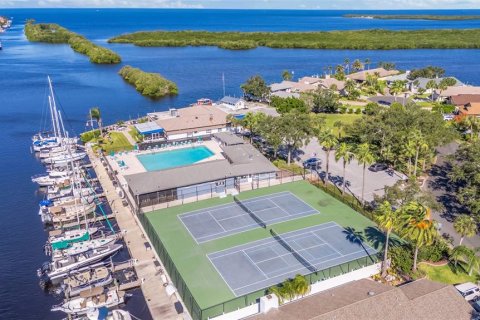 Villa ou maison à vendre à New Port Richey, Floride: 2 chambres, 140.84 m2 № 2431047 - photo 19