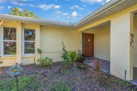 Villa ou maison à vendre à New Port Richey, Floride: 2 chambres, 140.84 m2 № 2431047 - photo 10