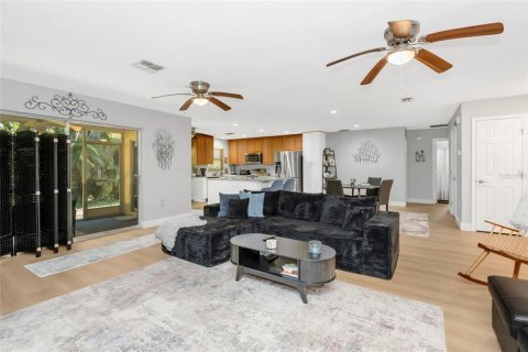 Villa ou maison à vendre à New Port Richey, Floride: 2 chambres, 140.84 m2 № 2431047 - photo 21