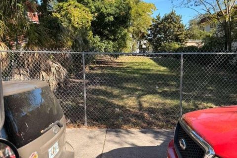 Commercial property in Miami, Florida № 2041961 - photo 7